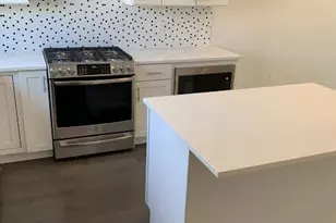 2542 Graduate Square, Philadelphia, PA 19146 - Photo 3