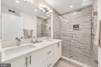2542 Graduate Square, Philadelphia, PA 19146 - Photo 13