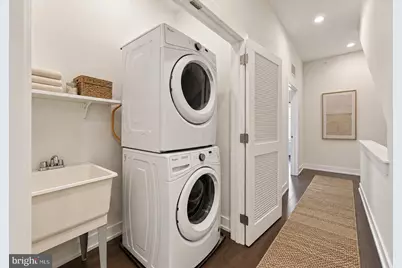 2542 Graduate Square, Philadelphia, PA 19146 - Photo 15
