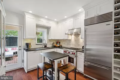 1911 Pemberton Street, Philadelphia, PA 19146 - Photo 7