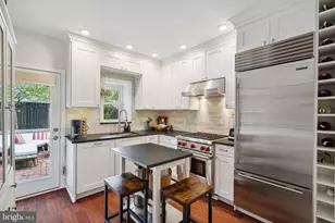 1911 Pemberton St, Philadelphia, PA 19146 - Photo 7