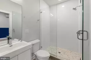 257 N 3rd St, Philadelphia, PA 19106 - Photo 11