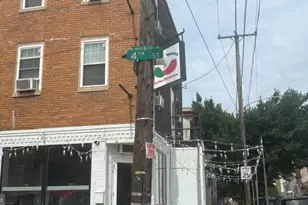 1727 S 4th St, Philadelphia, PA 19148 - Photo 5