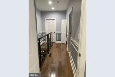1727 S 4th Street, Philadelphia, PA 19148 - Photo 9