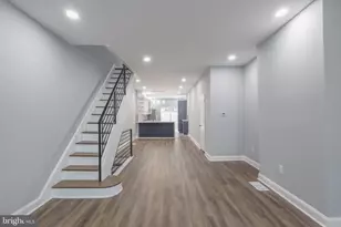 1819 S 16th Street S, Philadelphia, PA 19145 - Photo 3