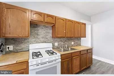 246 W Abbottsford Avenue, Philadelphia, PA 19144 - Photo 11