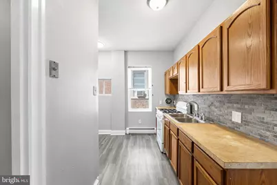 246 W Abbottsford Avenue, Philadelphia, PA 19144 - Photo 9