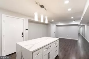 749 N 20th St, Philadelphia, PA 19130 - Photo 19