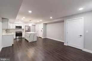 749 N 20th St, Philadelphia, PA 19130 - Photo 17