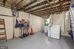 3427 W Queen Ln, Philadelphia, PA 19129 - Photo 25