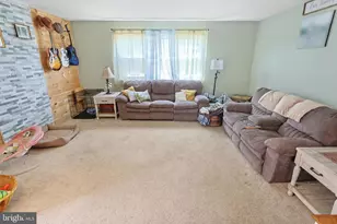 9916 S Canterbury Rd, Philadelphia, PA 19114 - Photo 7