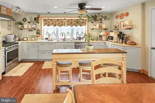 9916 S Canterbury Rd, Philadelphia, PA 19114 - Photo 3