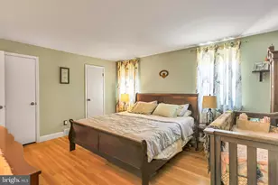 9916 S Canterbury Rd, Philadelphia, PA 19114 - Photo 13