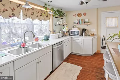 9916 S Canterbury Road, Philadelphia, PA 19114 - Photo 5
