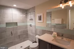 238 S 20th St, Philadelphia, PA 19103 - Photo 3
