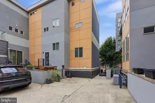 813 N Orianna St, Philadelphia, PA 19123 - Photo 7