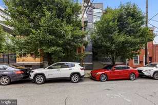 813 N Orianna St, Philadelphia, PA 19123 - Photo 1