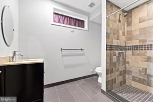 813 N Orianna St, Philadelphia, PA 19123 - Photo 11