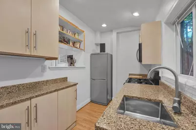 890 N Stillman Street, Philadelphia, PA 19130 - Photo 9