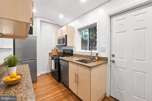 890 N Stillman St, Philadelphia, PA 19130 - Photo 7