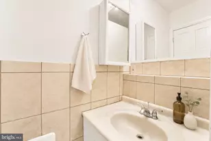 890 N Stillman St, Philadelphia, PA 19130 - Photo 15