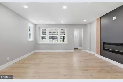 1030 E Sedgwick Street, Philadelphia, PA 19150 - Photo 15