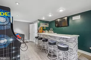 618 Gates St, Philadelphia, PA 19128 - Photo 15