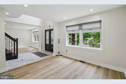 618 Gates Street, Philadelphia, PA 19128 - Photo 3