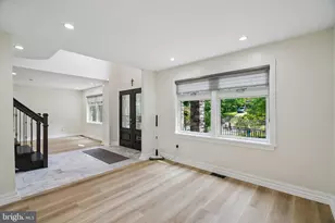 618 Gates St, Philadelphia, PA 19128 - Photo 3