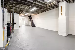 1513 E Moyamensing Ave, Philadelphia, PA 19147 - Photo 25
