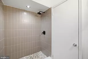 747 S 2nd St, Philadelphia, PA 19147 - Photo 11