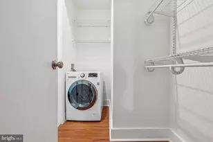 319 S 10th St, Philadelphia, PA 19107 - Photo 3