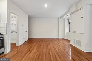 319 S 10th St, Philadelphia, PA 19107 - Photo 11
