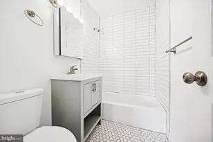 319 S 10th St, Philadelphia, PA 19107 - Photo 9
