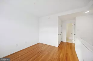 319 S 10th St, Philadelphia, PA 19107 - Photo 15