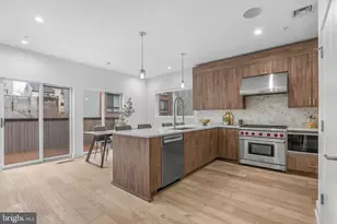 237 N 23rd St, Philadelphia, PA 19103 - Photo 5