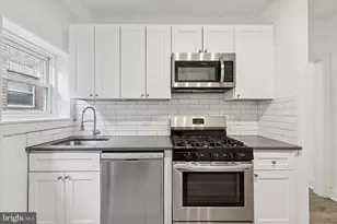 334 Lombard St, Philadelphia, PA 19147 - Photo 13
