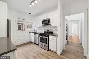 334 Lombard St, Philadelphia, PA 19147 - Photo 1