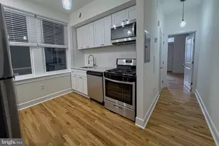 336 Lombard St, Philadelphia, PA 19147 - Photo 1