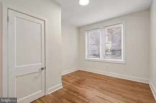 336 Lombard St, Philadelphia, PA 19147 - Photo 9