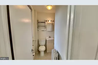 332-34 S 17th Street #3B, Philadelphia, PA 19103 - Photo 7