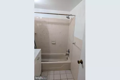 2201 Strahle Street #E203, Philadelphia, PA 19152 - Photo 9