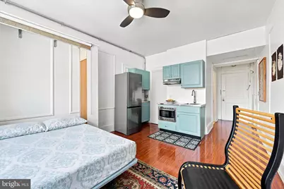 1324 Locust Street #1207, Philadelphia, PA 19107 - Photo 11