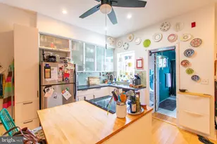 1006 N 5th St, Philadelphia, PA 19123 - Photo 1