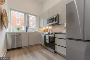 1421 E Columbia Ave, Philadelphia, PA 19125 - Photo 9