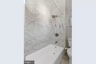 1215 Spruce Street #302, Philadelphia, PA 19107 - Photo 17