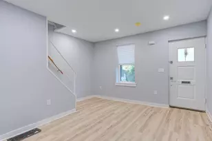704 Miller St, Philadelphia, PA 19125 - Photo 5