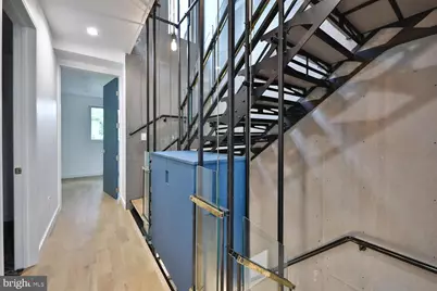 725 S 6th Street, Philadelphia, PA 19147 - Photo 17