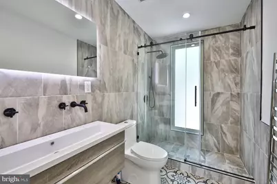 725 S 6th Street, Philadelphia, PA 19147 - Photo 29