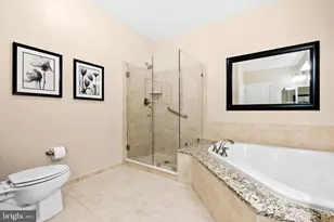 500 Regatta Dr, Philadelphia, PA 19146 - Photo 31